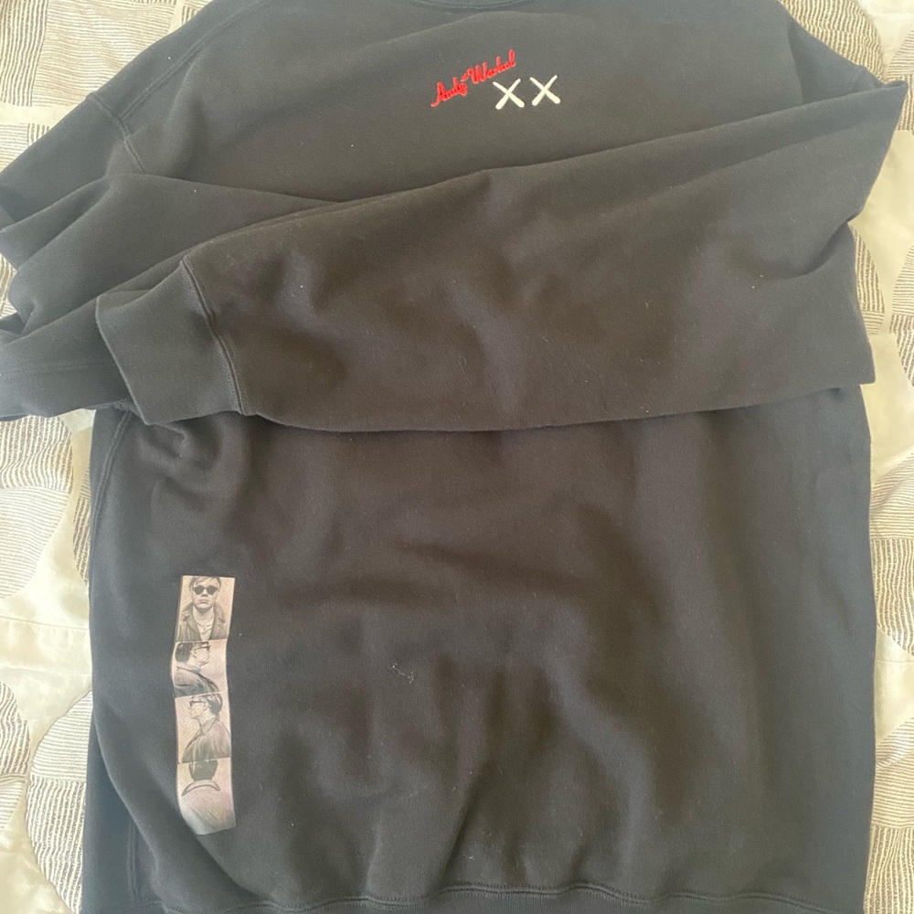 Uniqlo x KAWS x Andy Warhol Collab Crewneck Sweatshirt M - Picture 5 of 7